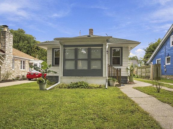 2nd image of 4044 N 40th STREET
