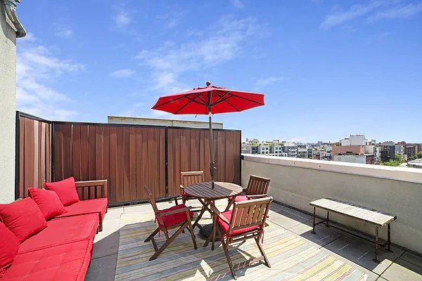 Sold by Compass | media 3