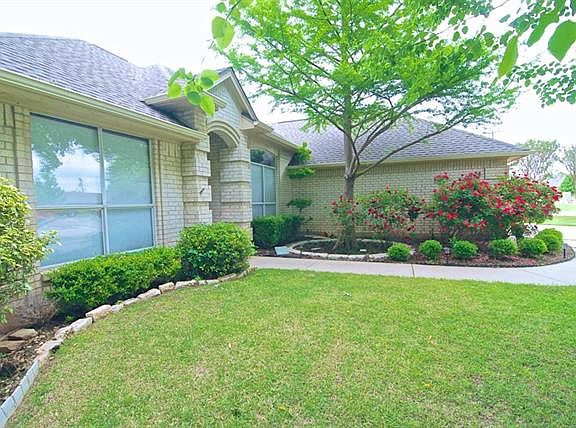 2nd image of 6426 Circo Dr