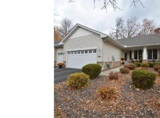 9292 Black Oaks Ct N, Maple Grove, MN 55311