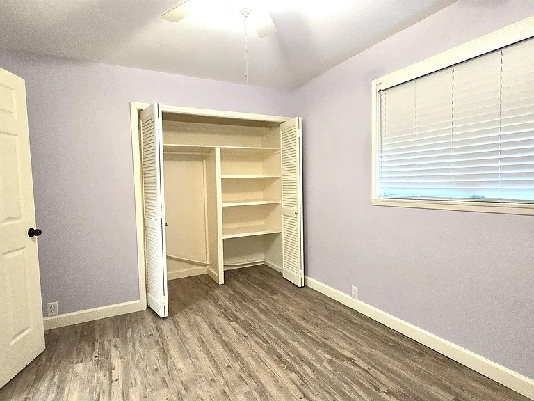344 Burgess Pl — Photo 8