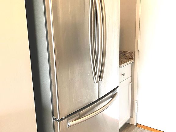 4th image of 10500 Rockville Pike Unit 521