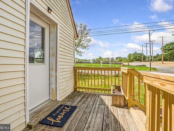 4th image of 11216 Tippett Rd