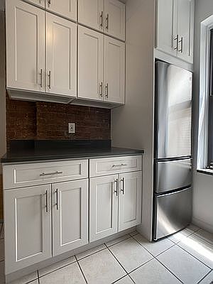 3rd image of 338 E 92nd St APT 27