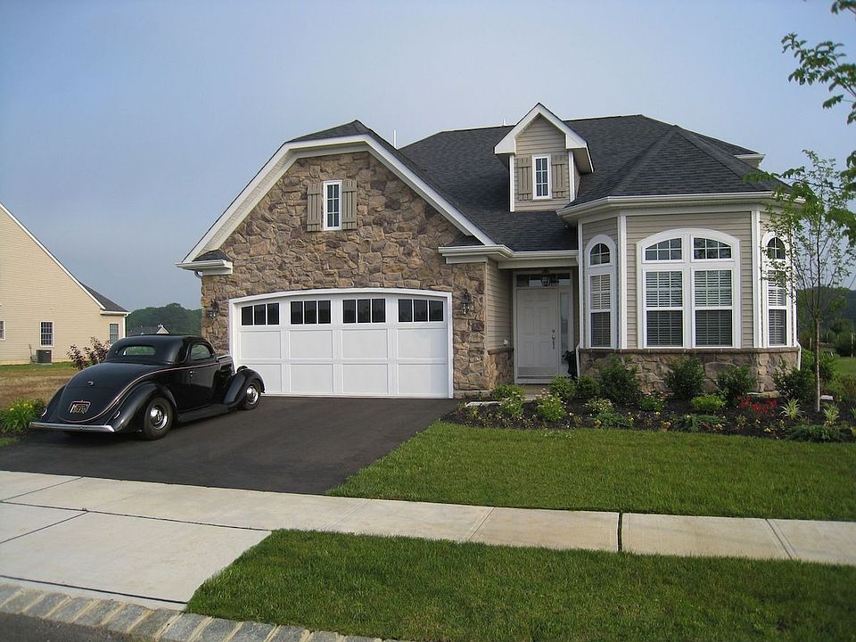 3 Br, 3 Bath