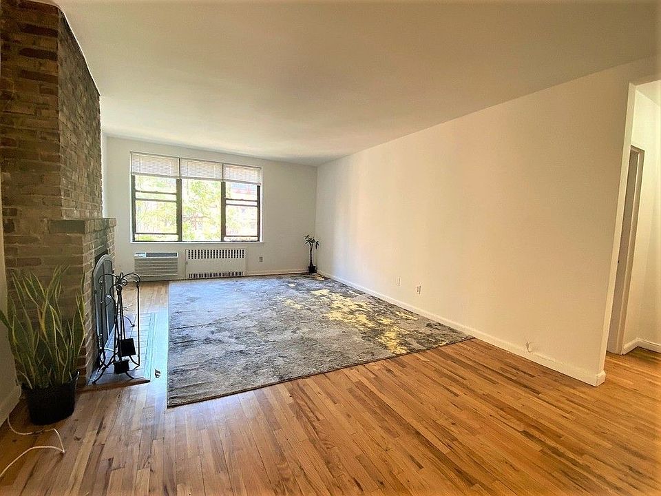 1st image of 63 Saint Marks Pl APT 4B