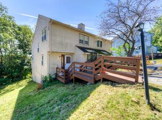 16-16 Gates Rd #A, Worcester, MA 01603