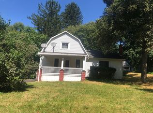 9 Elm St, East Stroudsburg, PA 18301