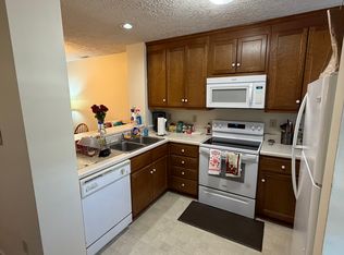 800 Meadowview Dr #15, Boone, NC 28607