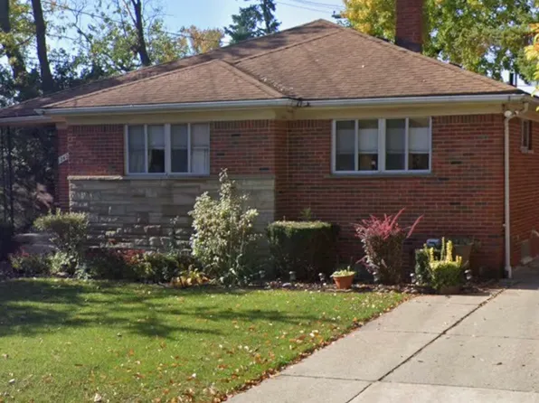 24241 Jerome Ave, Oak Park, MI 48237
