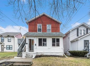 2004 Sweet Ave, Jackson, MI 49203