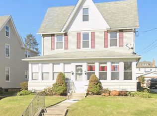 735 10th Ave #A, Prospect Park, PA 19076