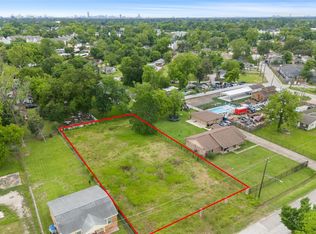 779 Pickering St, Houston, TX 77091