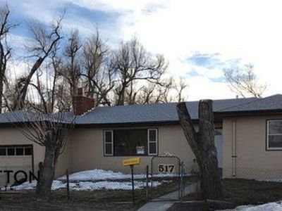 517 Riverview Ave, Mills, WY, 82644