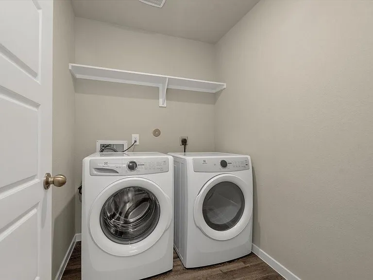 13591 Bay Springs Dr — Photo 25