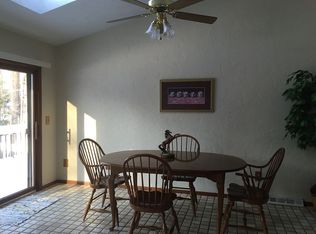 7075 Pinehill Rd, Painesville, OH 44077