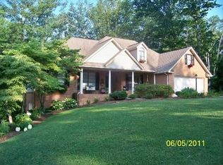 517 Emerald Ave, Kodak, TN 37764