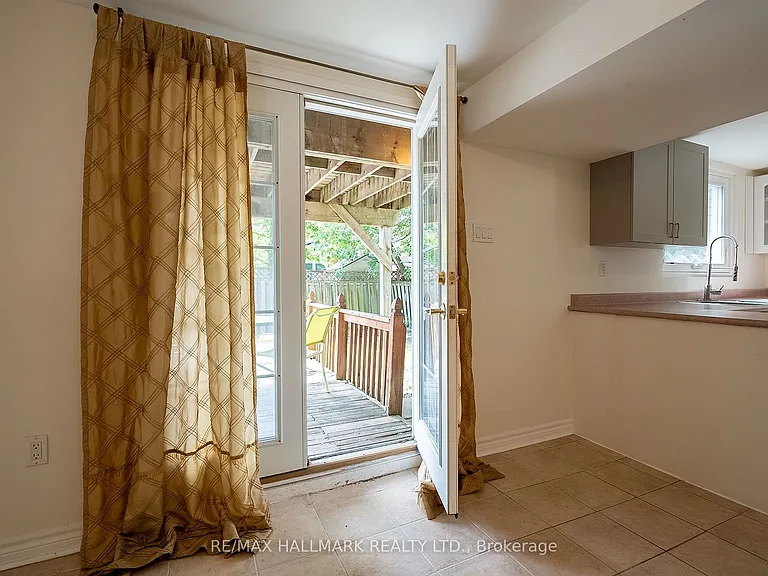 15 Bingham St — Photo 3