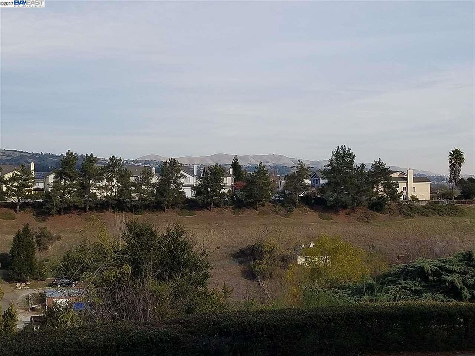 1st image of 19100 Crest Ave #73