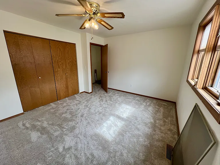 10212 Jamestown Dr #I — Photo 16