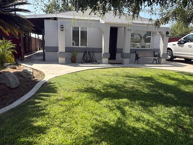 2 bed, 903 sqft, $1,650 — Photo 1