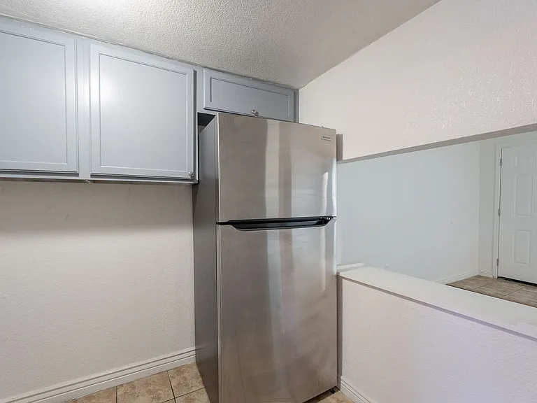 3222 W Indian School Rd — Photo 11