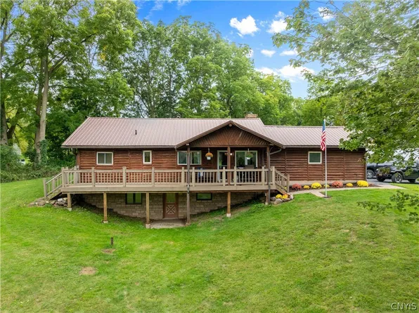 7149 E Sorrell Hill Rd, Baldwinsville, NY 13027