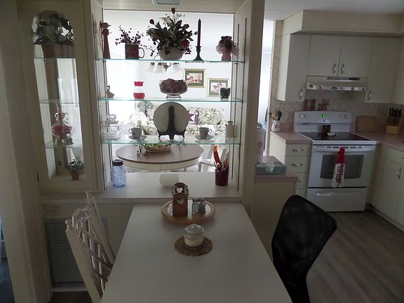 5th image of 14 Camino Real Ct