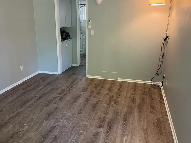 409 Bonair St #2 — Photo 9