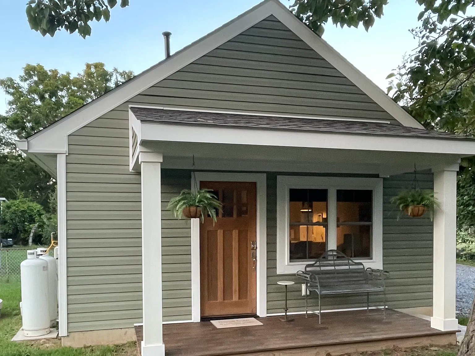 1 bed, 400 sqft, $1,400 — Photo 1