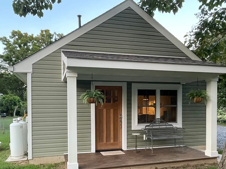 1st image of 310 Mimosa Ave