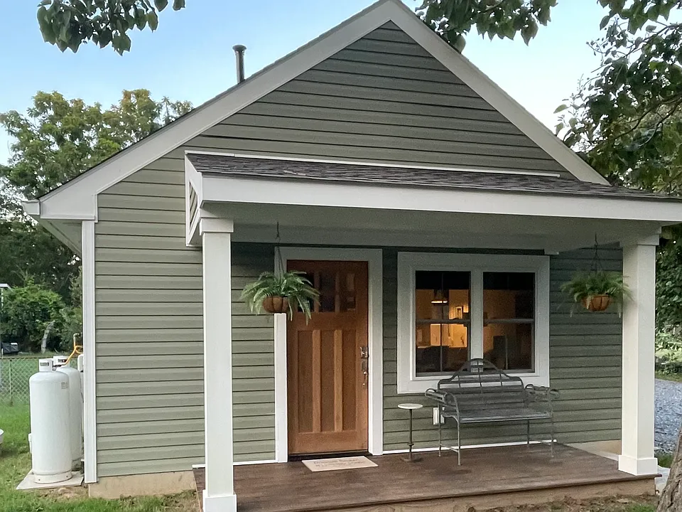 310 Mimosa Ave