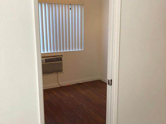 2nd image of 427 N Shelton St #D