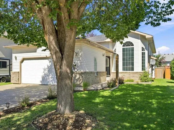 9810 S 66th Ave, Grande Prairie, AB T8W 2S1