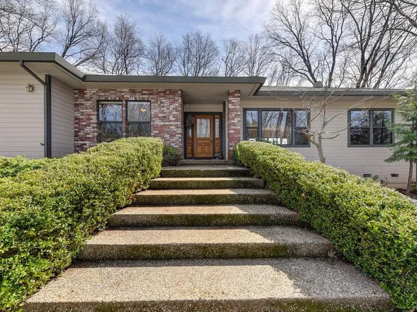 13082 Madrone Forest Dr, Nevada City, CA 95959