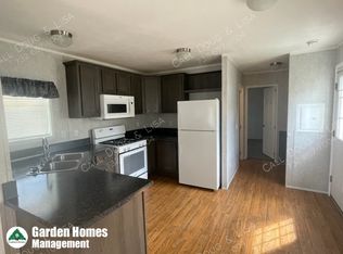 33 Geneva Rd, Lakehurst, NJ 08733