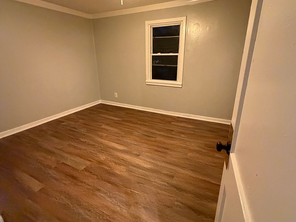 2nd image of 18 Springfield Dr S APT A