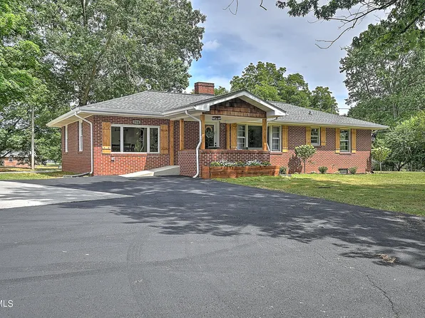 714 Liberty Church Rd, Kingsport, TN 37663