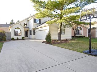 115 Saranac Ct, Bloomingdale, IL 60108