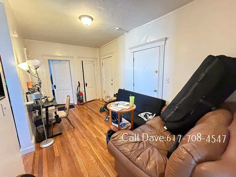 18 Quint Ave #3 — Photo 6