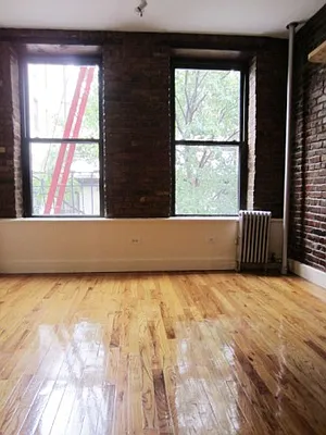 Rented by City Connections Realty | media 21