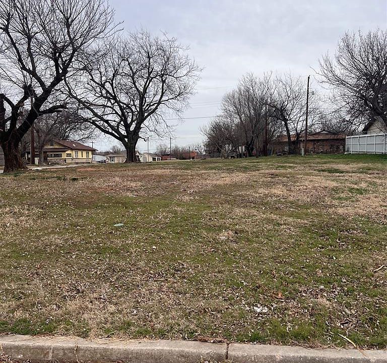 1st image of 820 N Admire Ave Lot 20