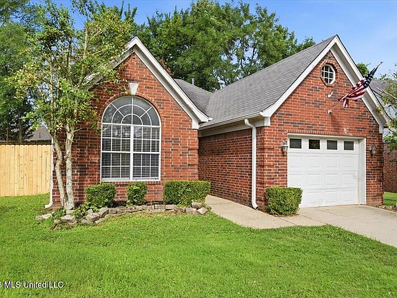 3rd image of 9835 Devon Ridge Dr