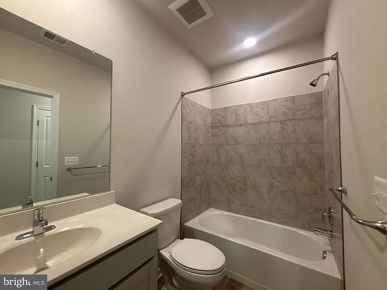42635 Darala Dr — Photo 28