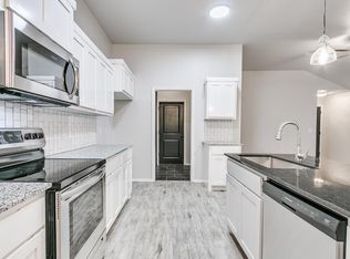 802 Chase Way, Yukon, OK 73099