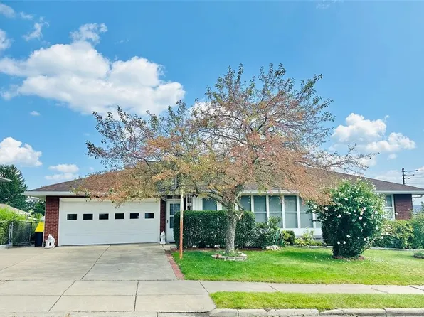 606 Irving Ave, Endicott, NY 13760