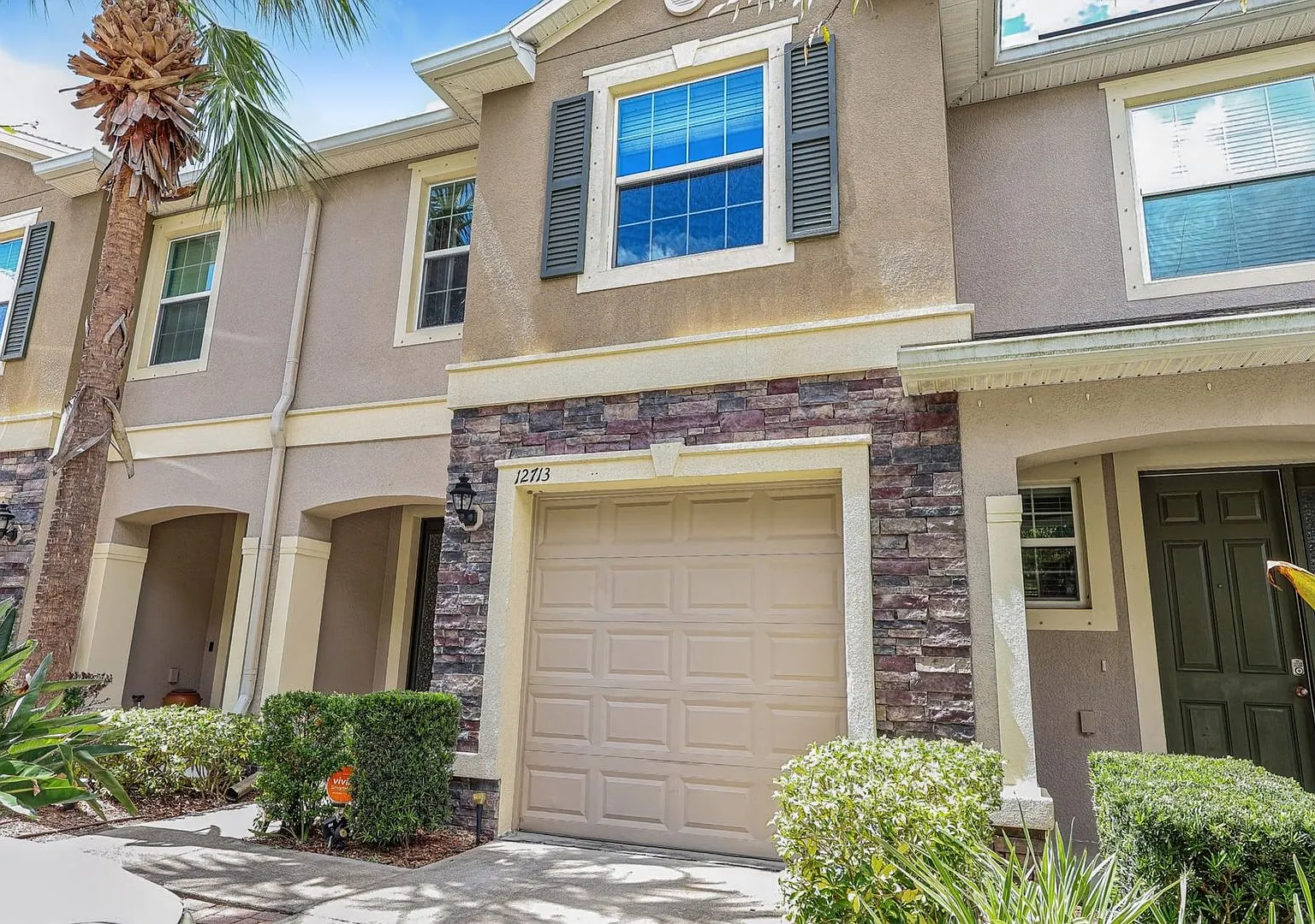 12713 Lexington Ridge St Riverview, FL 33578 US — Photo 2