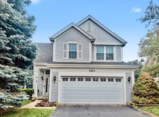 1213 Pennsbury Ln, Aurora, IL 60502