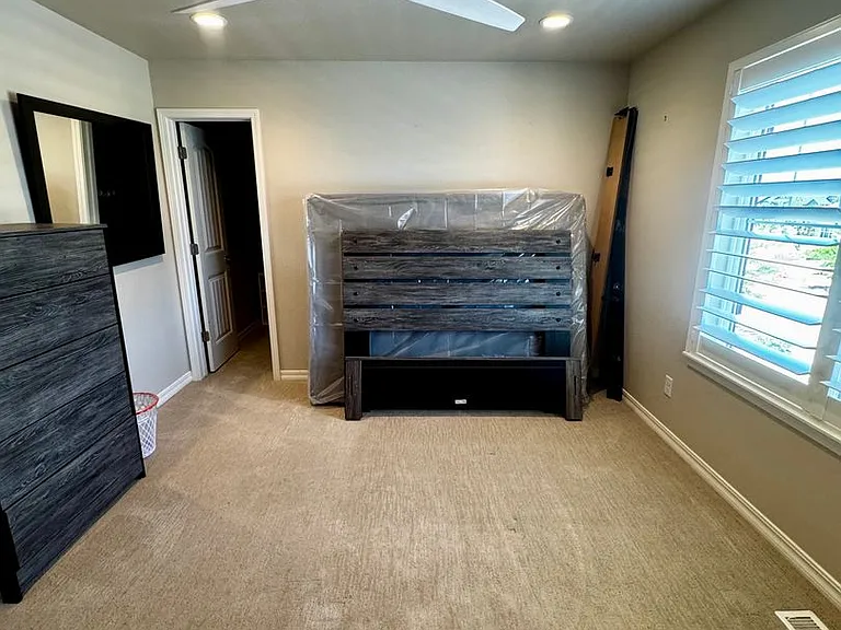 4553 Hanging Lake Cir — Photo 39