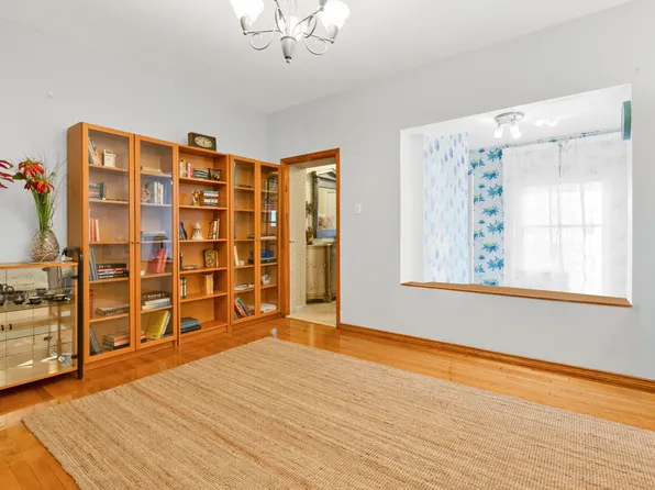 82 West End Avenue image 3 of 54